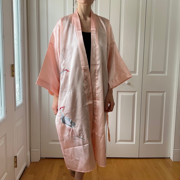 Vintage Light Salmon Pink Robe with Embroidered Crane & Chinese Characters - Picture 2 of 11